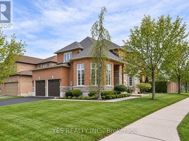 17 Snowcap Road, Brampton, ON, L6R 1W2 house for sale | Listing ID W13776 | Royal LePage