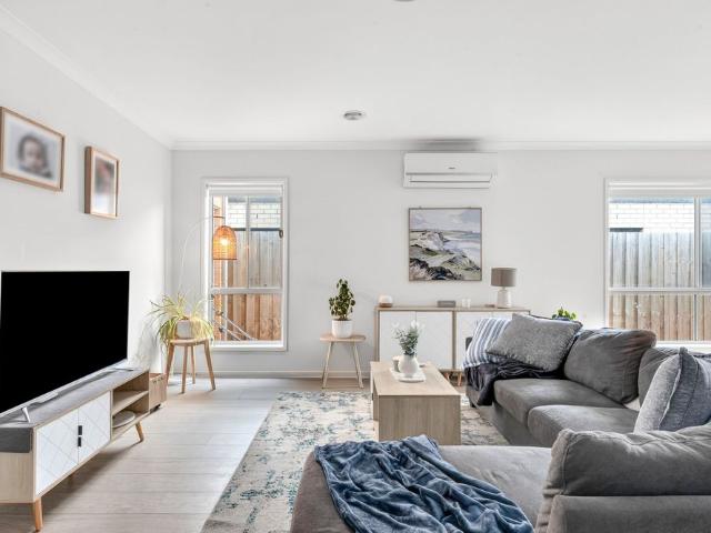 17 Snedden Street, Armstrong Creek, VIC, 3217
