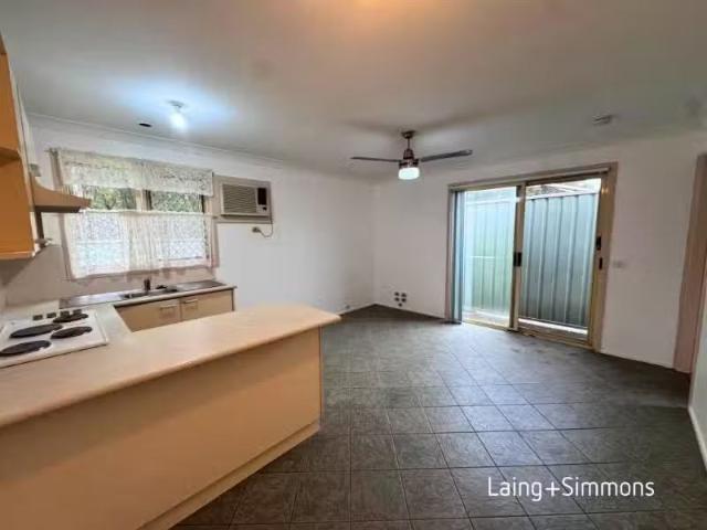 17A Colebee Crescent, Hassall Grove Apartment for rent Listed.