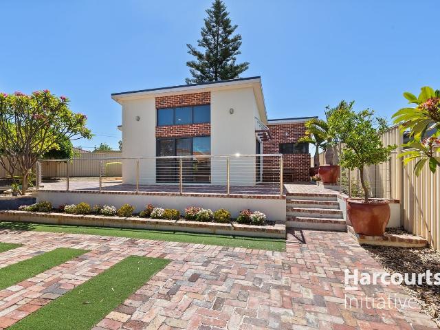 17/a Boskoop Place, MIRRABOOKA, WA 6061