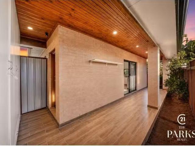17a Hopkins Street, Wetherill Park House for rent Listed by E.
