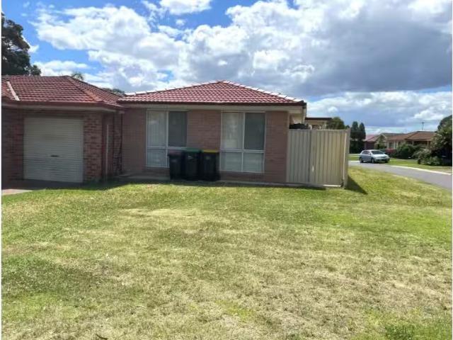 17A Tulipwood Drive, Colyton Apartment for rent Listed by Cen.