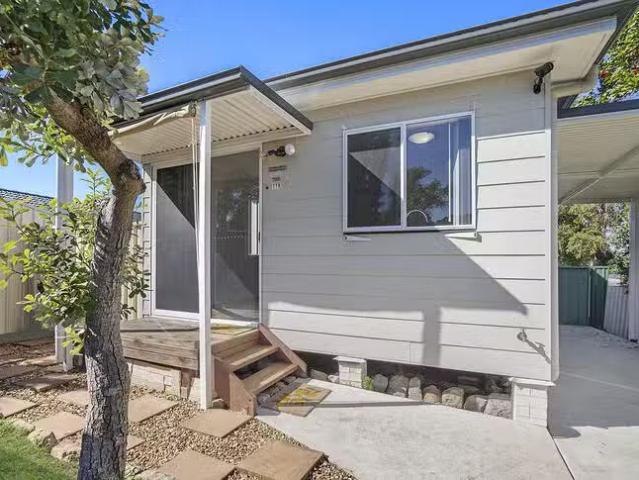 17A Yara Crescent, Maryland, NSW 2287