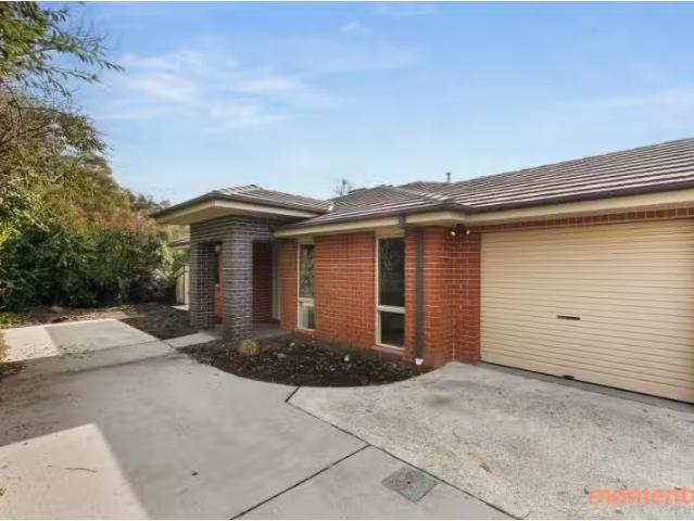 17B Hosking Place, Melba Townhouse for rent Listed by Lillian.