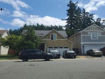 17th Avenue Ct E