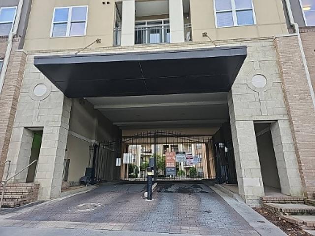 17th St NW