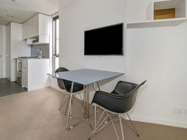 1404/243 253 Franklin Street, Melbourne