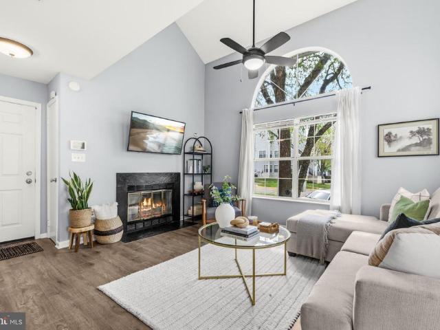14042 Vista Drive # 109A