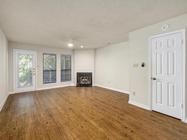 1404 Norwalk Ln # 206
