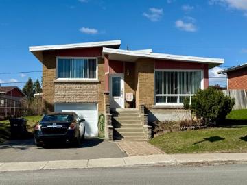 Chomedey, Laval - Garden, Heating, Cellar