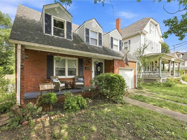 1404 Chesapeake AVE