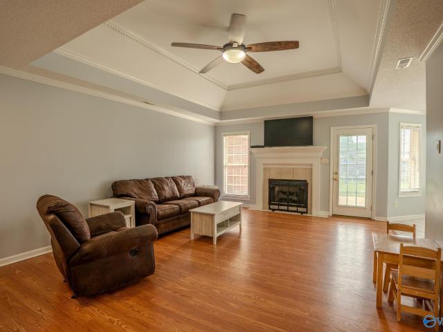 1404 Lake Pointe Drive SW