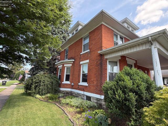 1404 Shelby Street