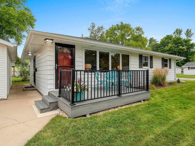 1404 SPENCE Street
