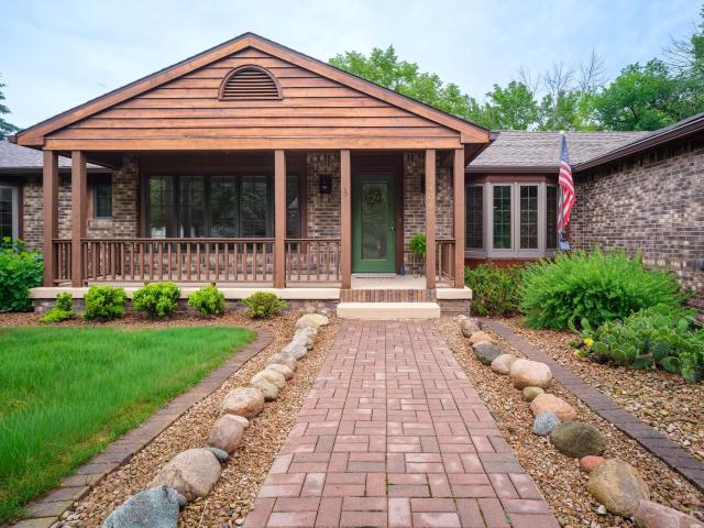 1404 Woodland Drive SW