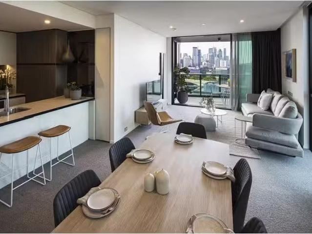 1405/9 Christie Street, South Brisbane Apartment for rent Lis.