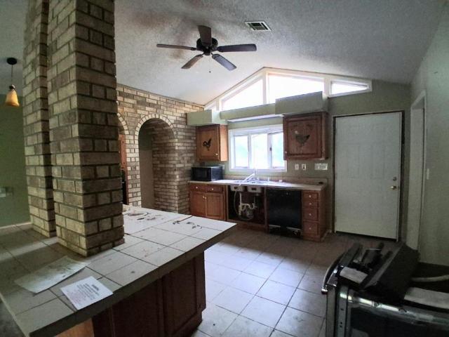1405 N 14th Street