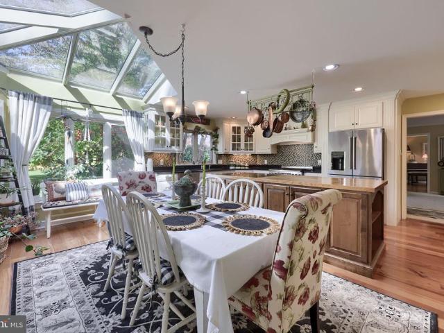 1405 Country Club Drive