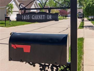 1405 Garnet Dr, O'Fallon, MO 63366 | MLS #26023
