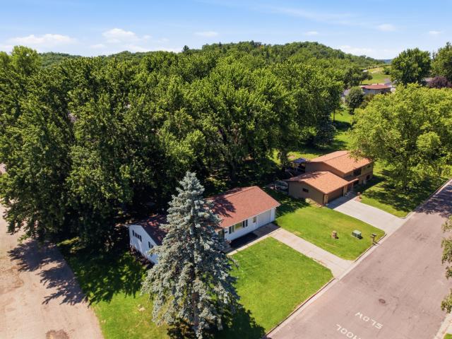 1405 Labus Dr