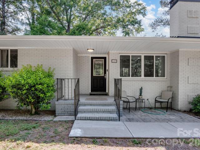 1405 Lakeview Dr, Pineville, NC 28134 | MLS #4410