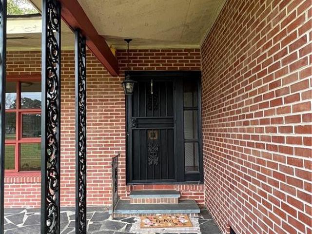 1405 Lakeview Road