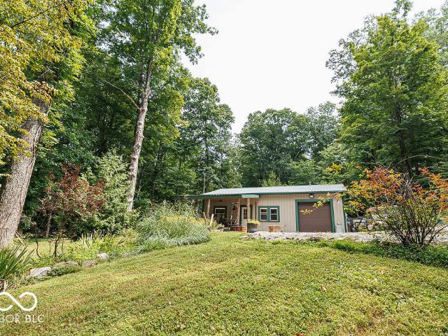 1405 Lakeside Drive