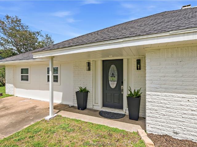 1405 Lawyer Street