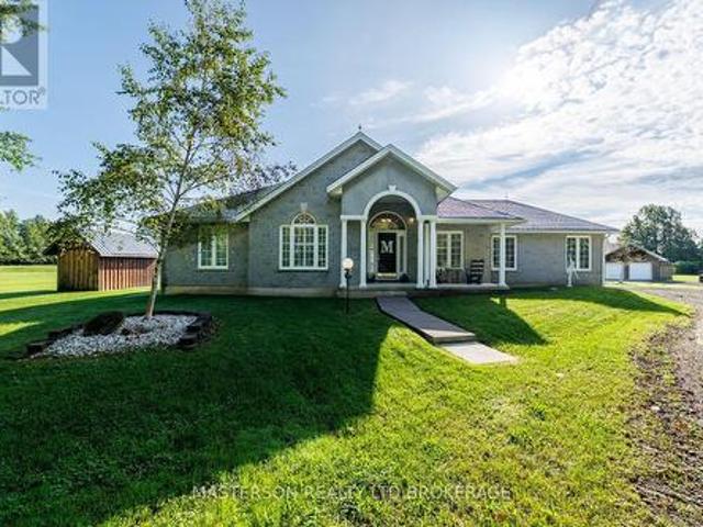 14064 King Road, Niagara Falls Lyons Creek, ON, L2E 6S6 house for sale | Listing ID X13772 | Royal LePage