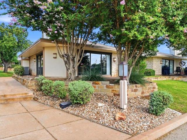 1406 Broken Hls Unit 7, Horseshoe Bay, TX 78657