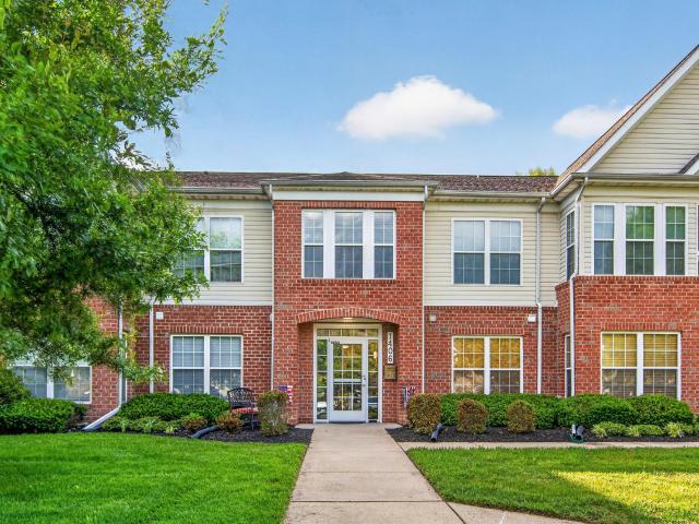 1406 J Bonnett Place # 209