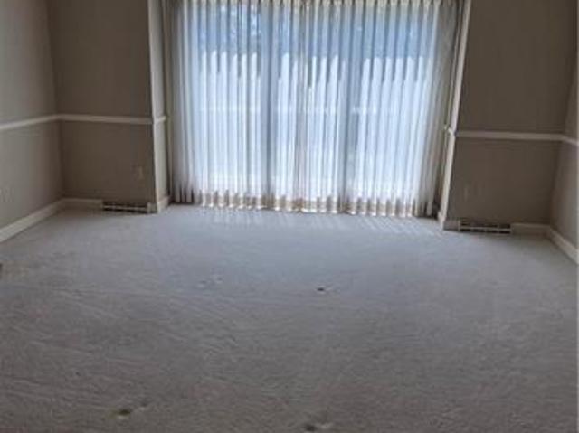 1406 S Golf Club Drive
