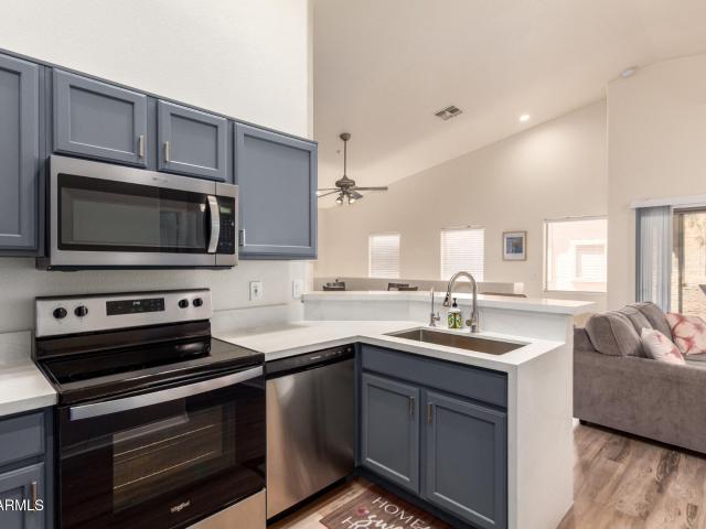 1406 w emerald avenue # 120
