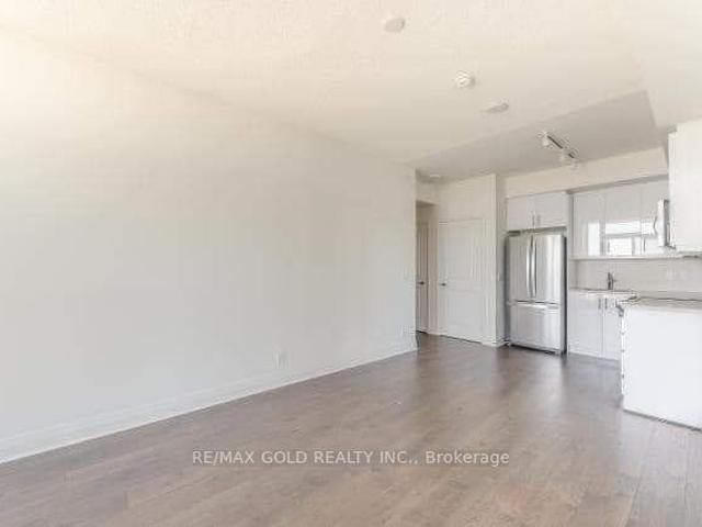 1406 17 Zorra Street, Toronto