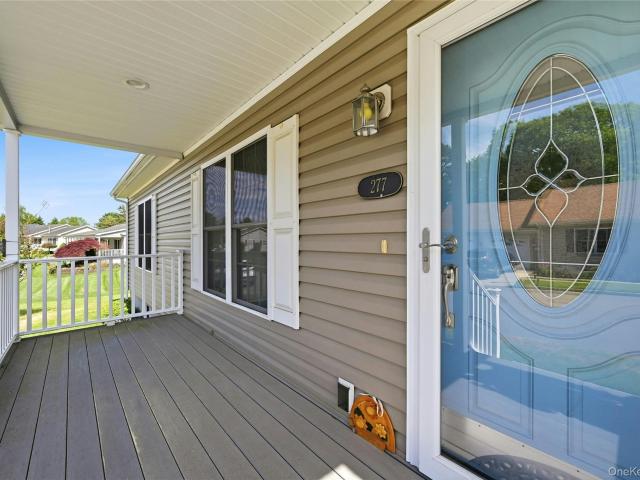 1407 Middle Road 277