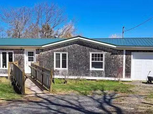 1407 North Shore Road, North Shore, NS, B0K 1E0 house for sa.