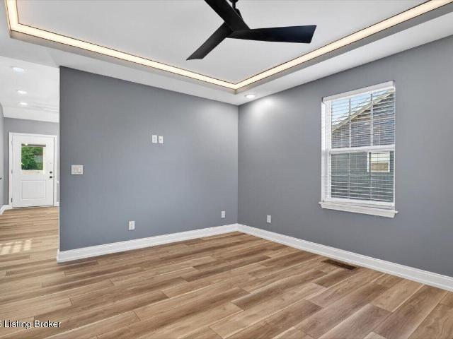 1407 Berry Blvd