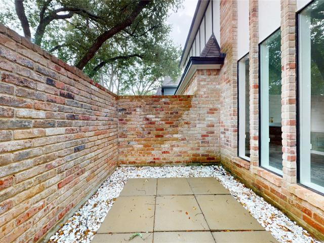 1407 Sherfield Ridge Drive