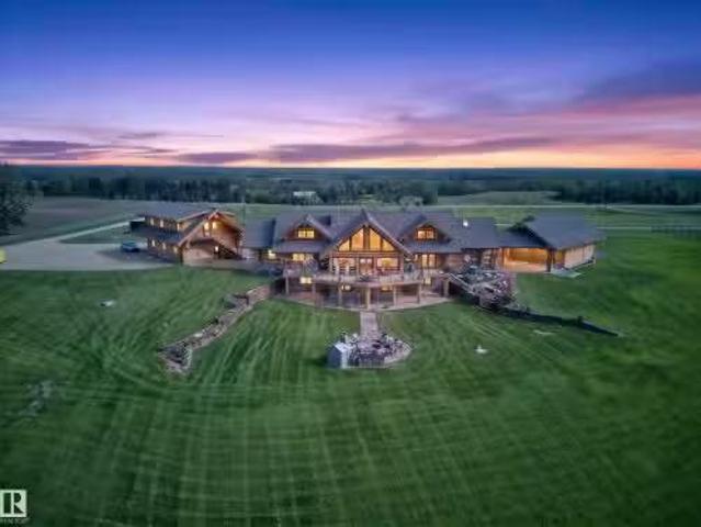 1407 Twp Road 522, Rural Parkland County, AB, T7Y 3L5 house.