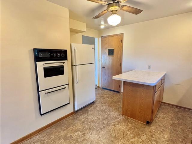 1407 W Valentine Circle NW