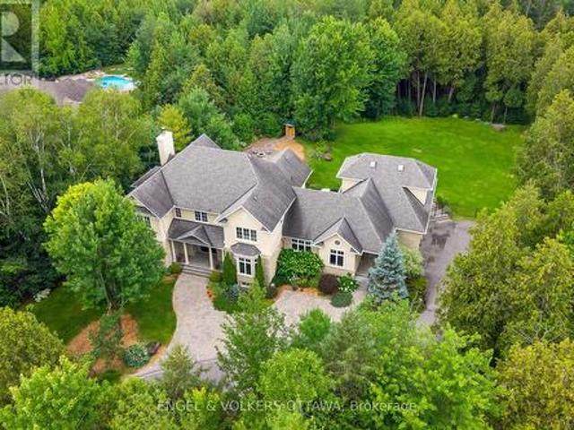 1408 Blackhorse Court, Ottawa, ON, K4M 0A6 house for sale | Listing ID X13671 | Royal LePage