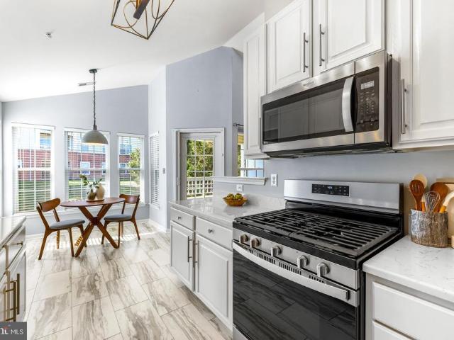 1408 J Bonnett Place # 219
