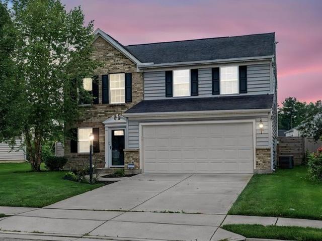 1408 Golden Eagle Dr, Troy, OH 45373