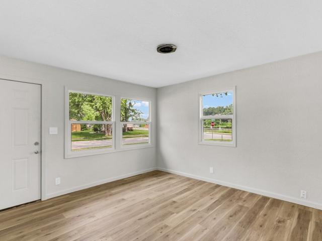 1408 Hedge Road