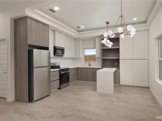 1408 W Samara 2