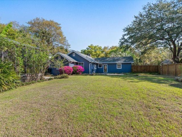 1409 Barbara Street