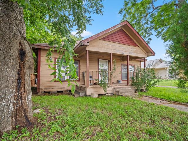 1409 Lauraine Street
