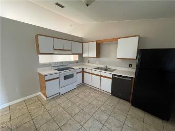 1409 SW 11th Pl, Cape Coral, FL 33991 | MLS #2026024
