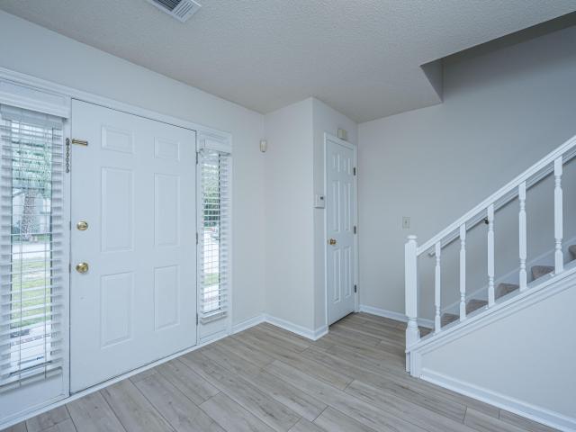 1409 Topaz Drive
