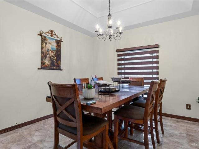 1409 W Calle Espana